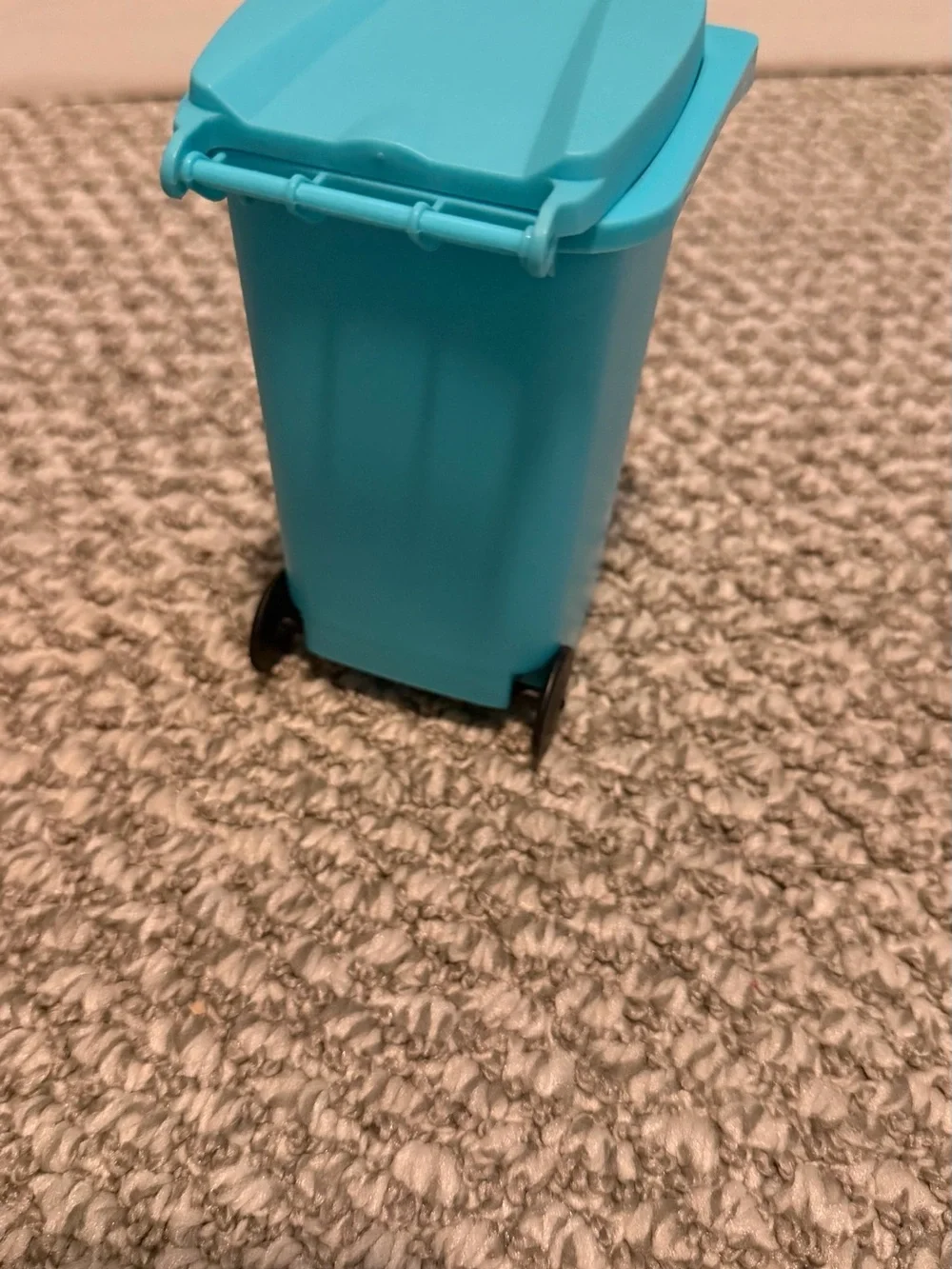 Teal Mini Trash Bin /Recycling Home Accent for cars or desktop